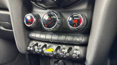 MINI Hatchback 135kW Cooper S Shadow Edition 33kWh 3dr Auto Electric Hatchback